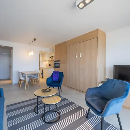 Apartment Lecomte - Beachfront 215 Ostende