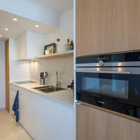 Lecomte - Beachfront 215 Apartment *